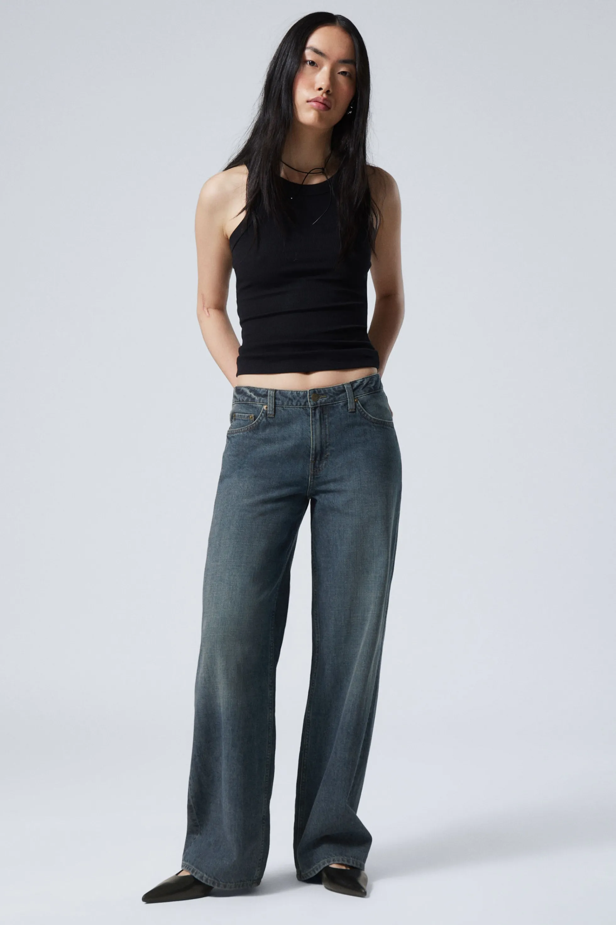 Weekday AMPLE LOW WAIST LOOSE WIDE LEG JEANS>DAMES Jeans