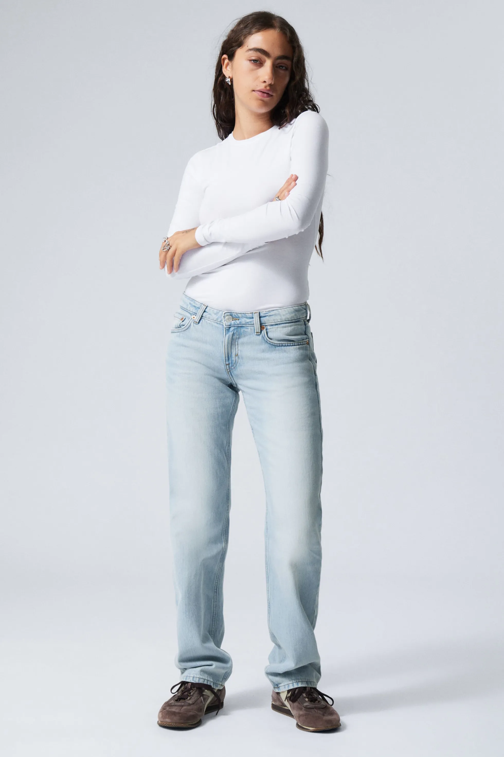 Weekday ARROW LOW WAIST REGULAR STRAIGHT LEG JEANS>DAMES Jeans