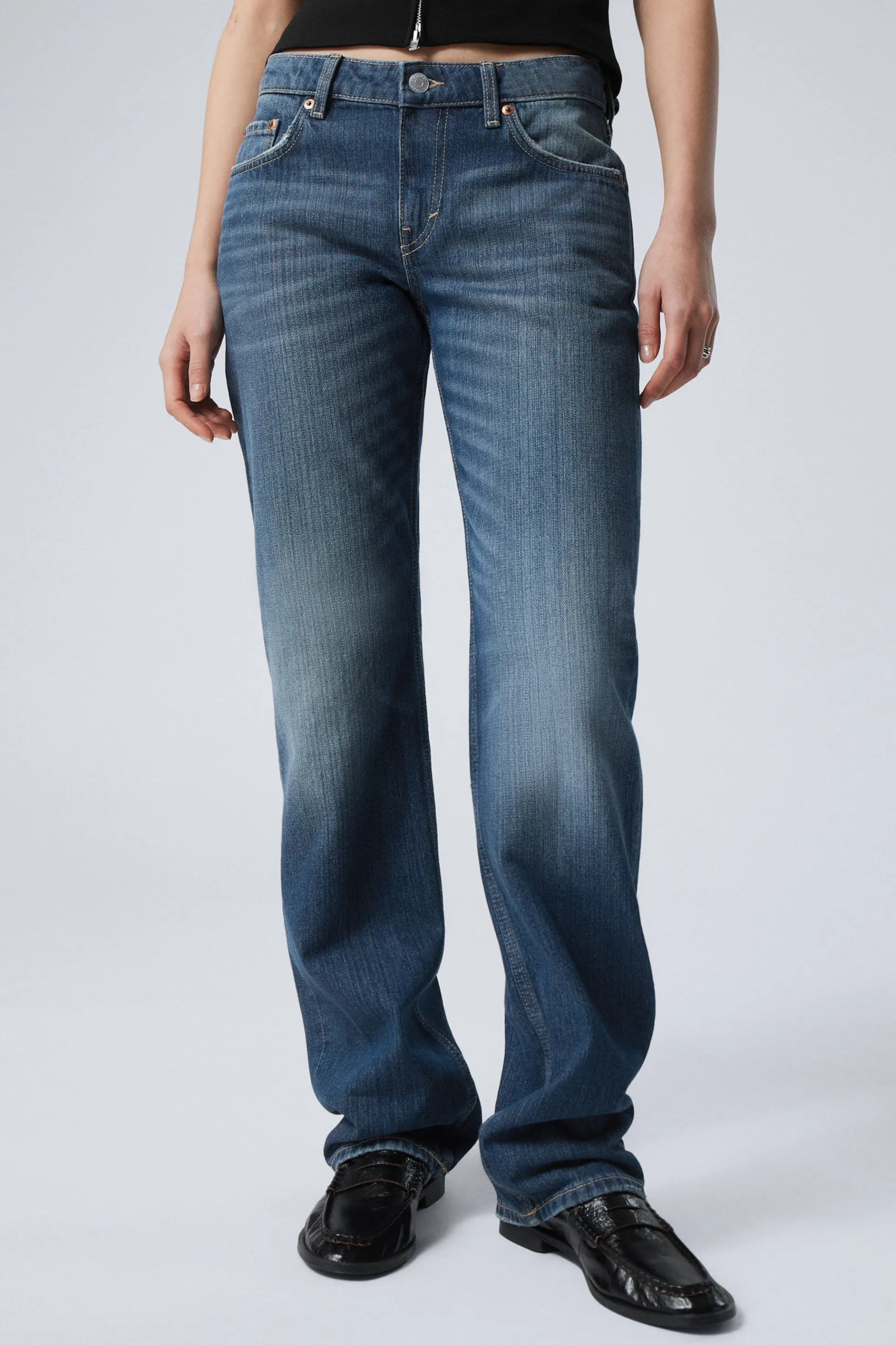 Weekday ARROW LOW WAIST REGULAR STRAIGHT LEG JEANS>DAMES Jeans