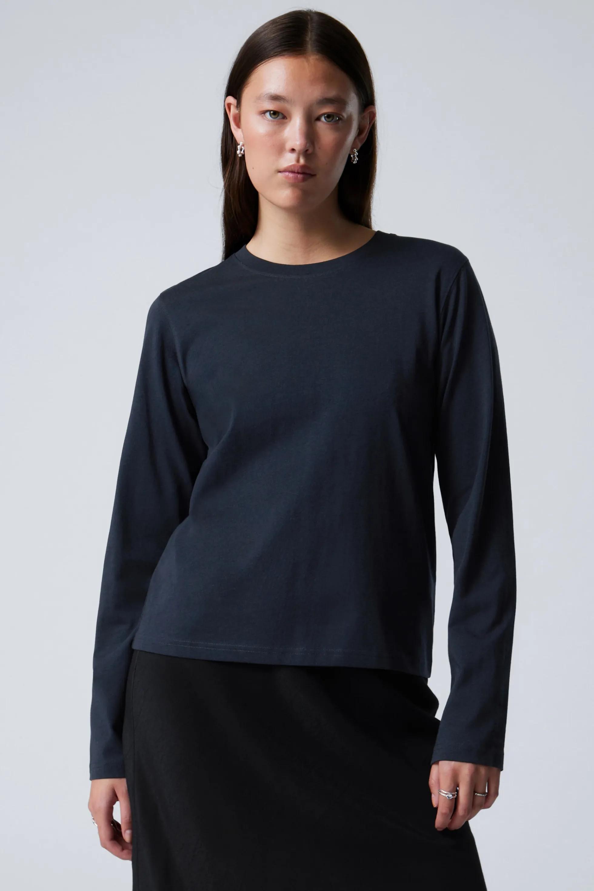 Weekday ESSENCE STANDAARD TOP MET LANGE MOUWEN>DAMES Basics