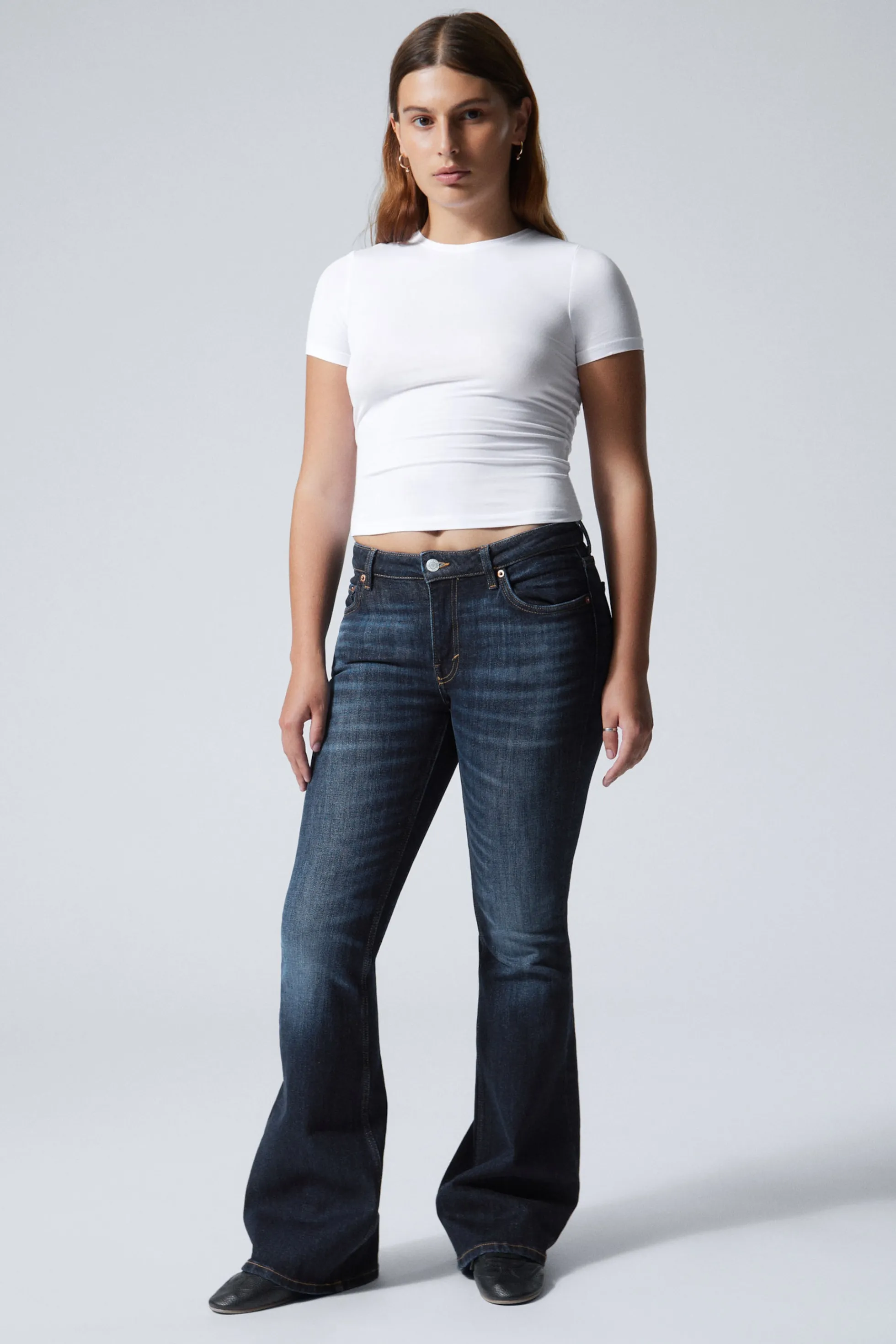 Weekday FLAME LOW WAIST SLIM FLARED LEG JEANS>DAMES Jeans