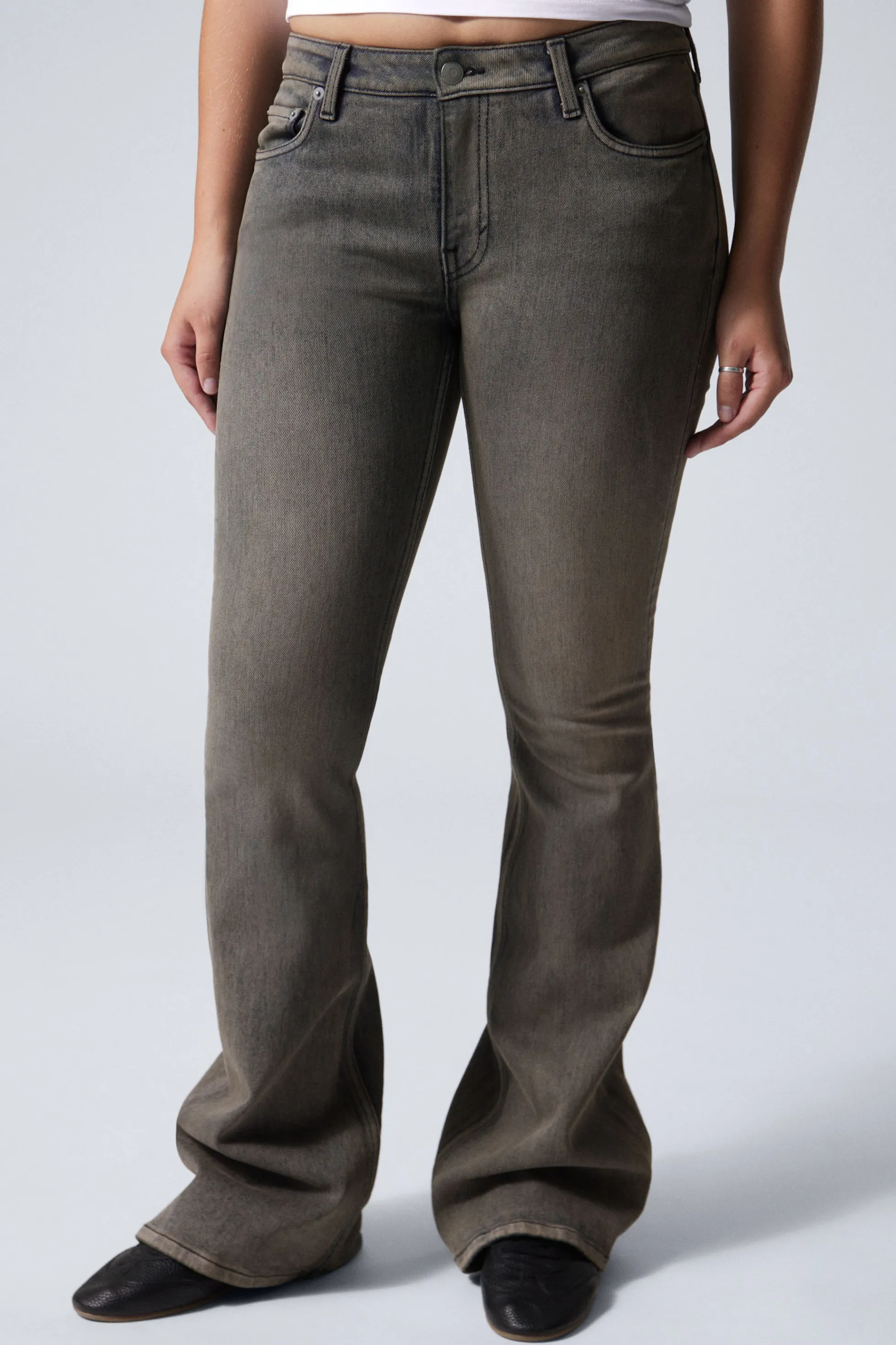 Weekday FLAME LOW WAIST SLIM FLARED LEG JEANS>DAMES Jeans