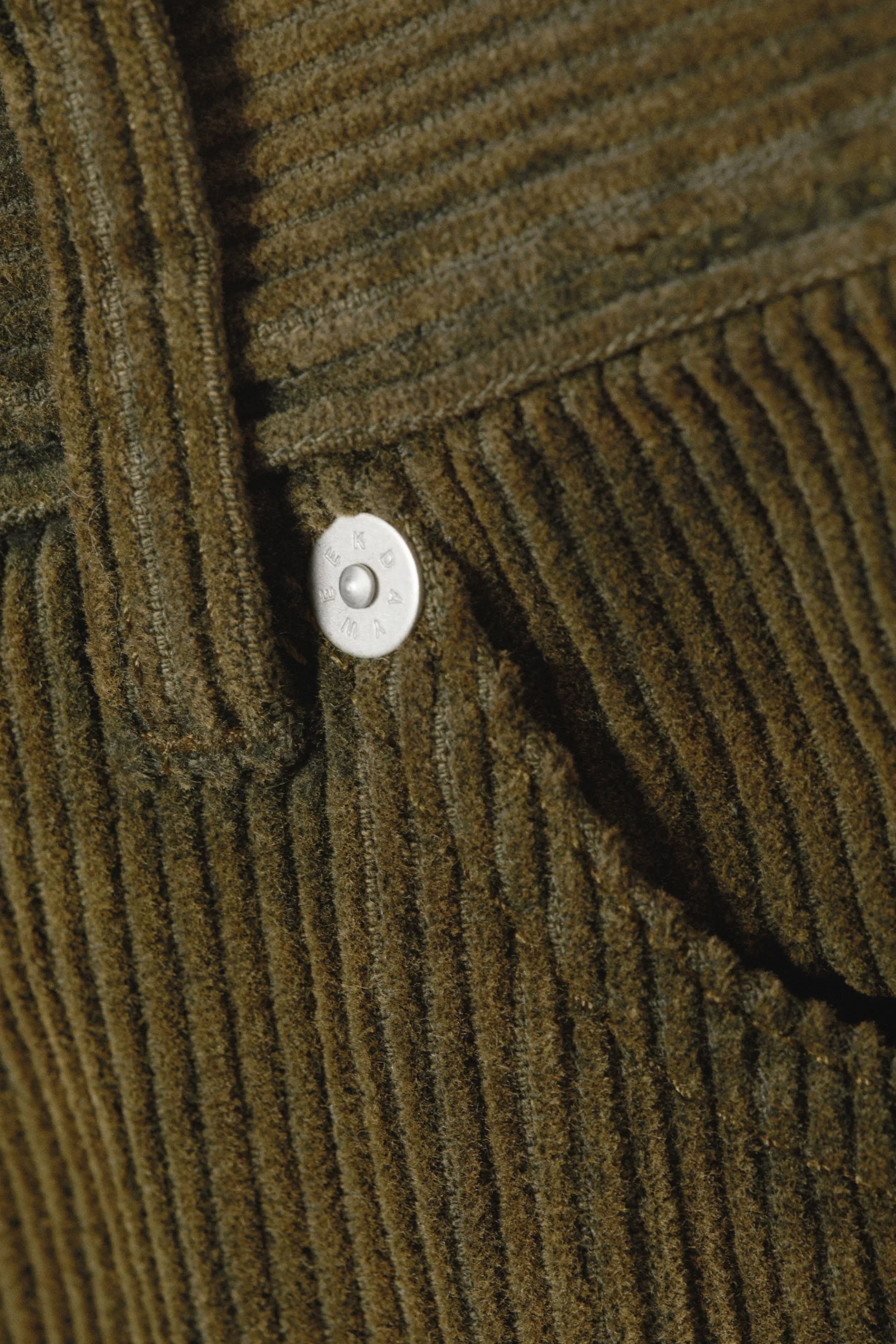 Weekday GALAXY LOSSE CORDUROY BROEK MET RECHTE PIJPEN>Heren Broeken
