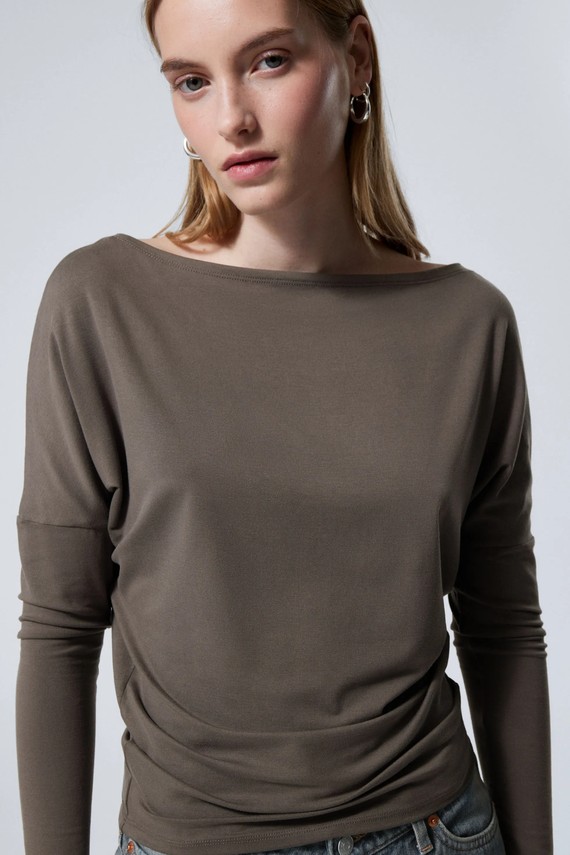 Weekday GEDRAPEERDE LYOCELL TOP MET LANGE MOUWEN>DAMES Tops