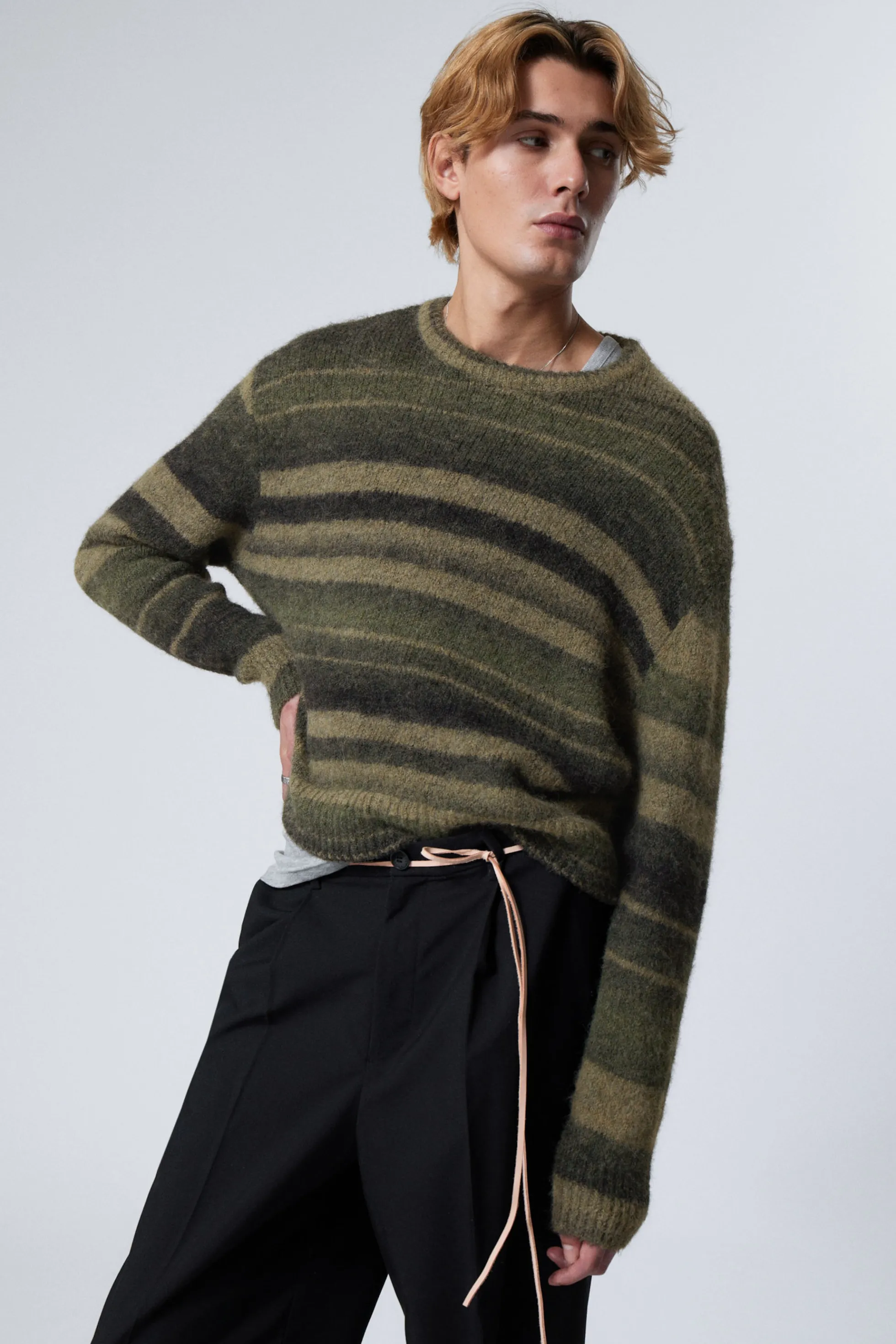 Weekday GESTREEPTE TRUI MET NORMALE PASVORM>Heren Knitwear