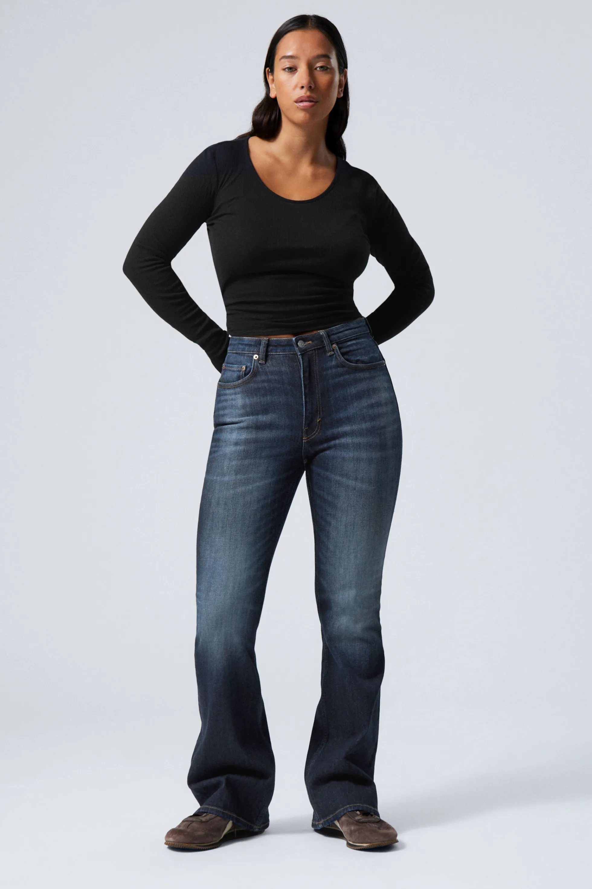 Weekday GLOW CURVE HIGH WAISTED REGULAR FLARED LEG JEANS>DAMES Jeans