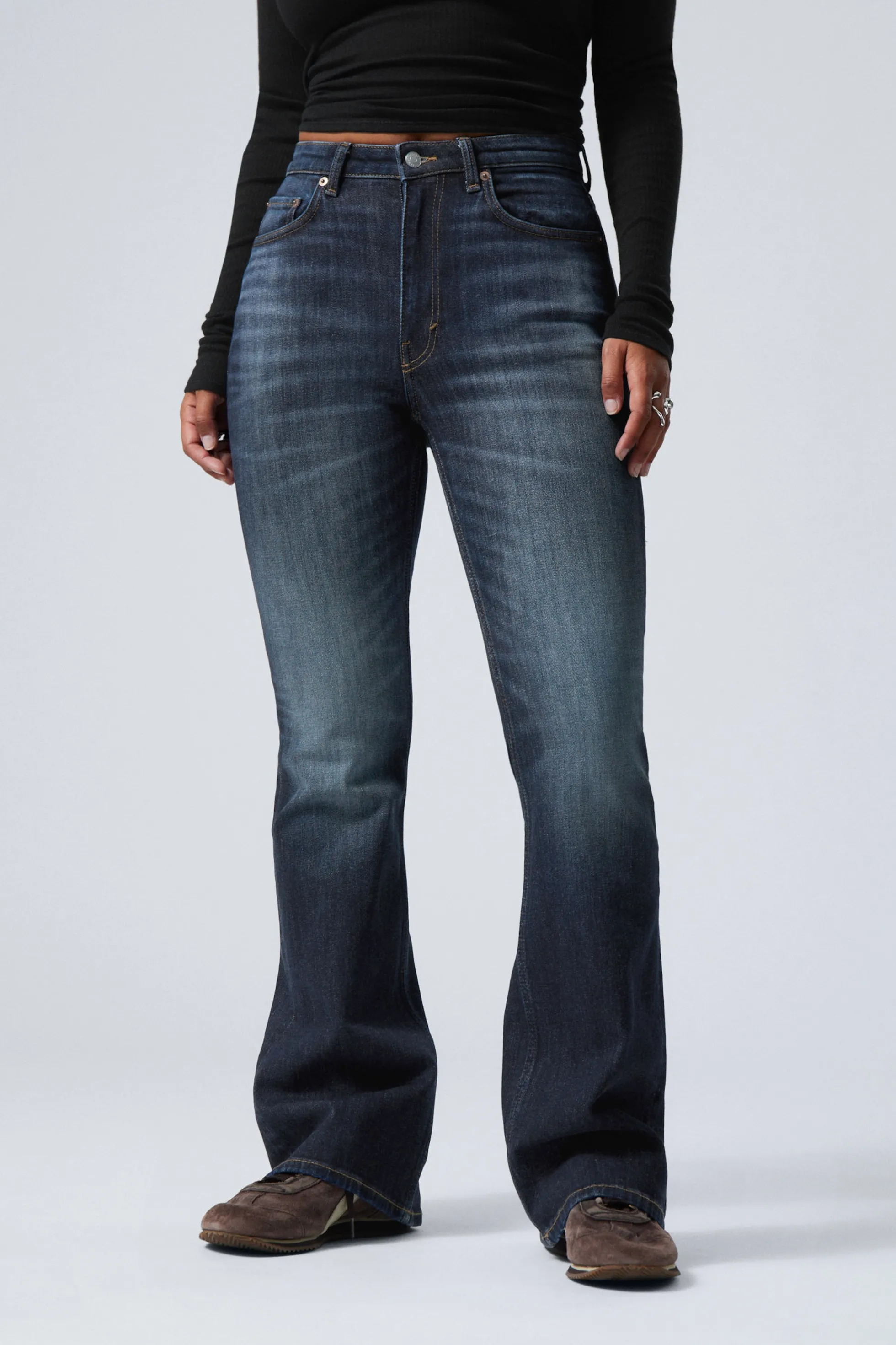 Weekday GLOW CURVE HIGH WAISTED REGULAR FLARED LEG JEANS>DAMES Jeans