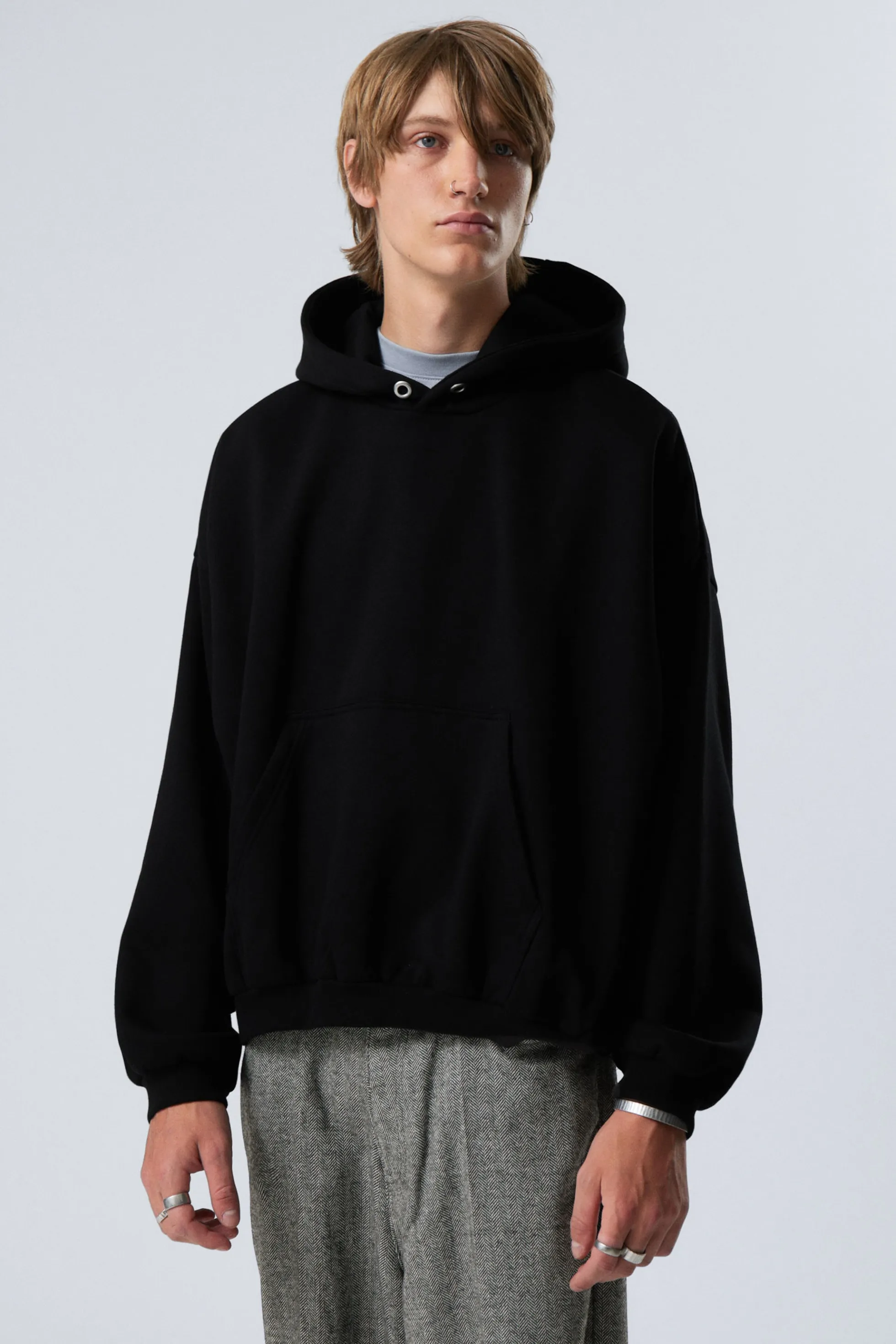 Weekday HOODIE VAN ZWARE KWALITEIT>Heren Basics | Hoodies