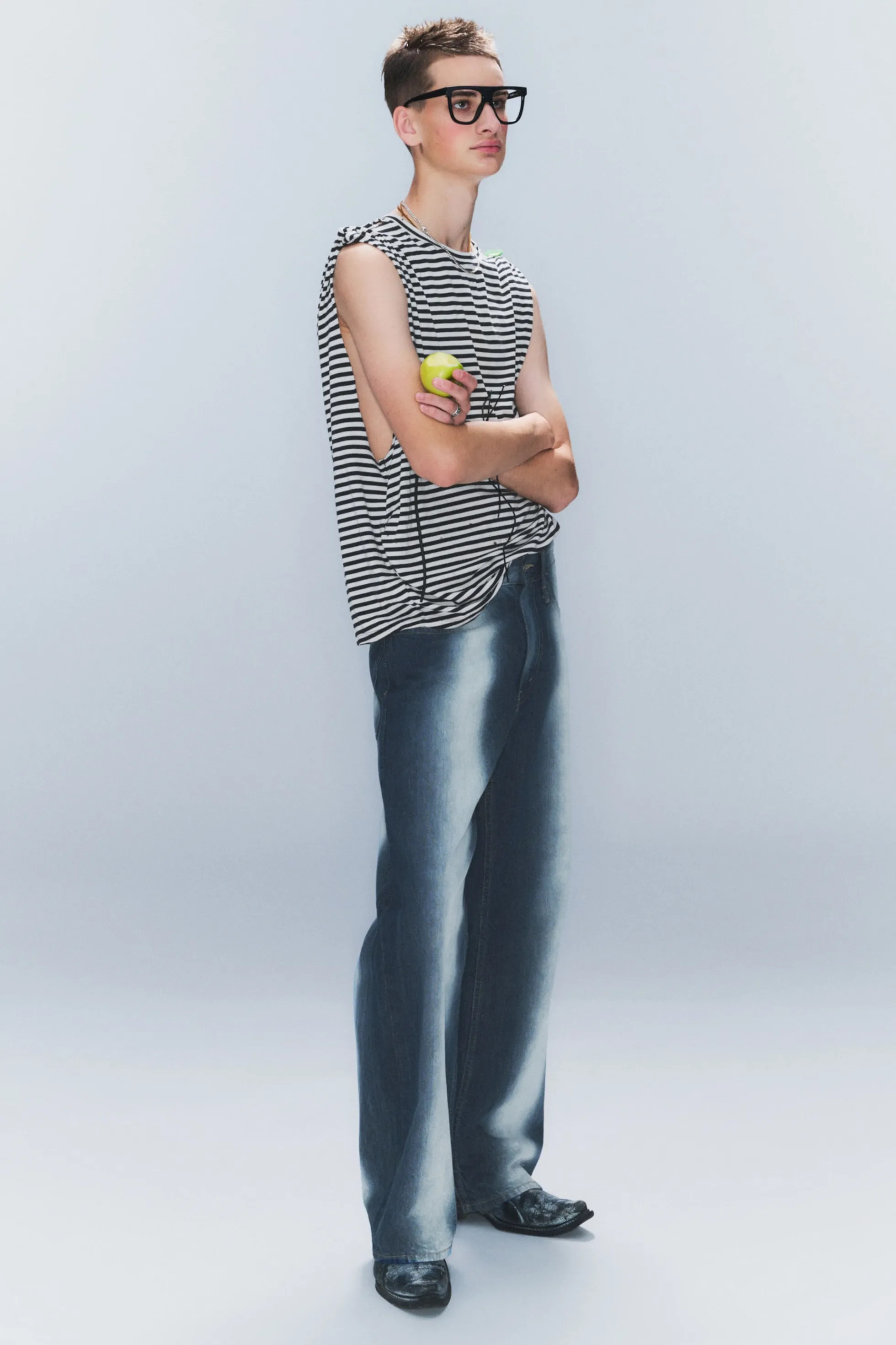 Weekday LOOSER JEANS MET NORMALE TAILLE EN WIJDE PIJPEN>Heren Jeans