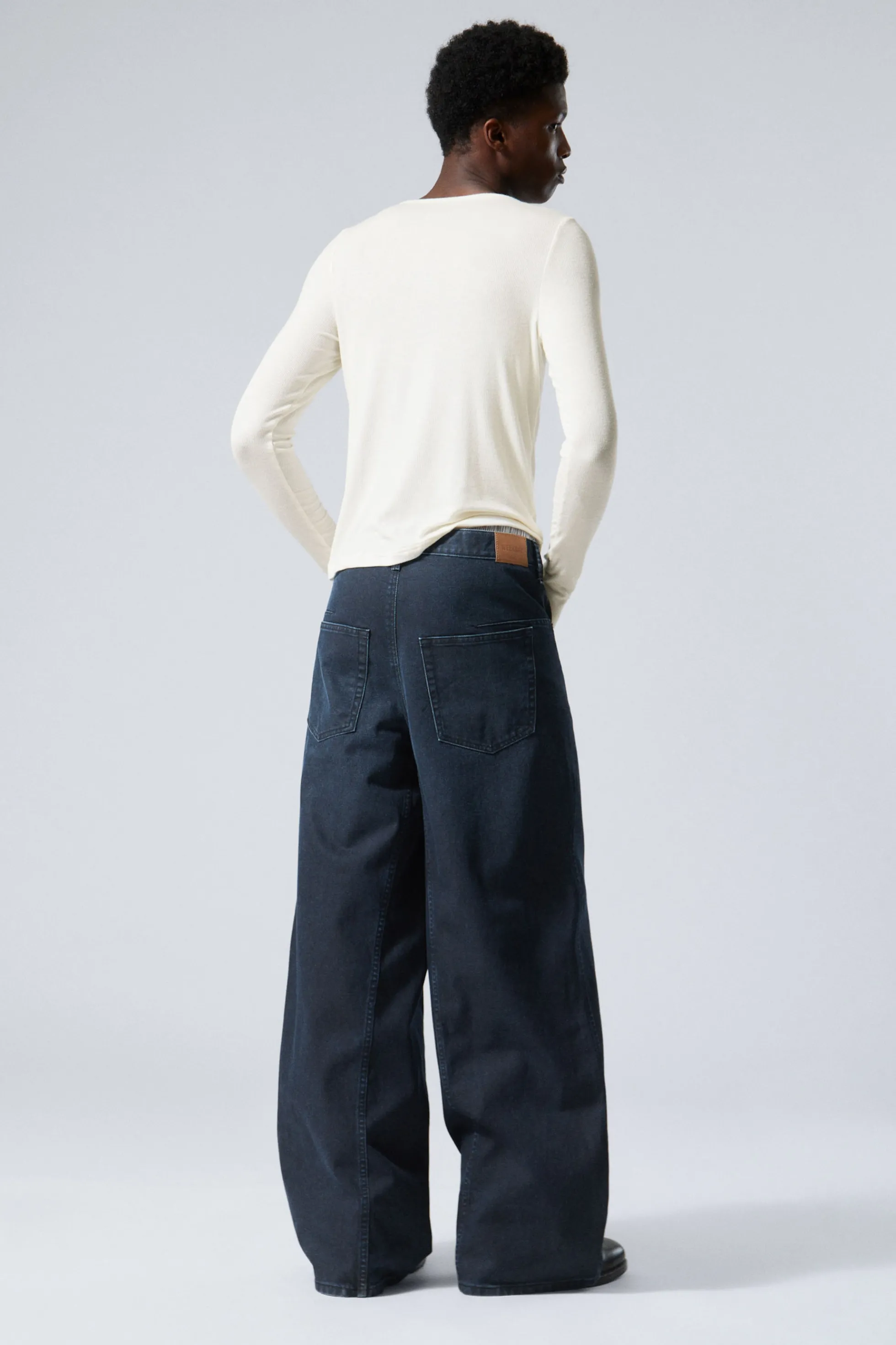 Weekday LOSSE JEANS MET WIJDE PIJPEN EN NORMALE TAILLE>Heren Jeans