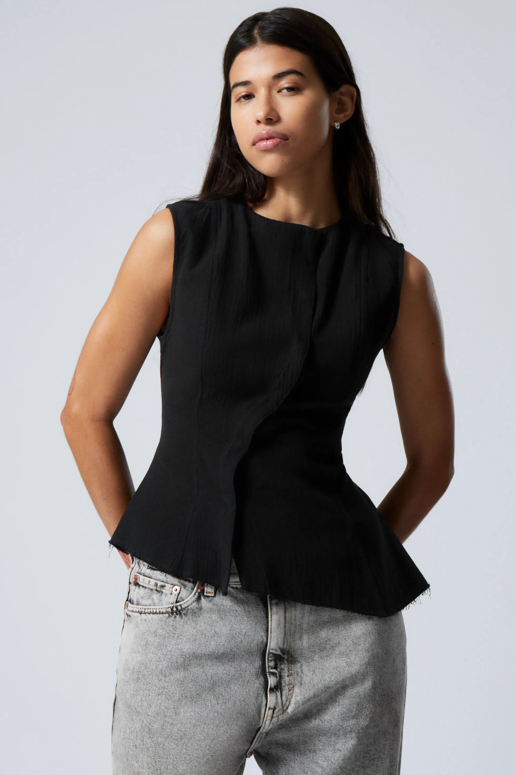 Weekday MOUWLOZE ASYMMETRISCHE TOP MET PEPLUM>DAMES Tops