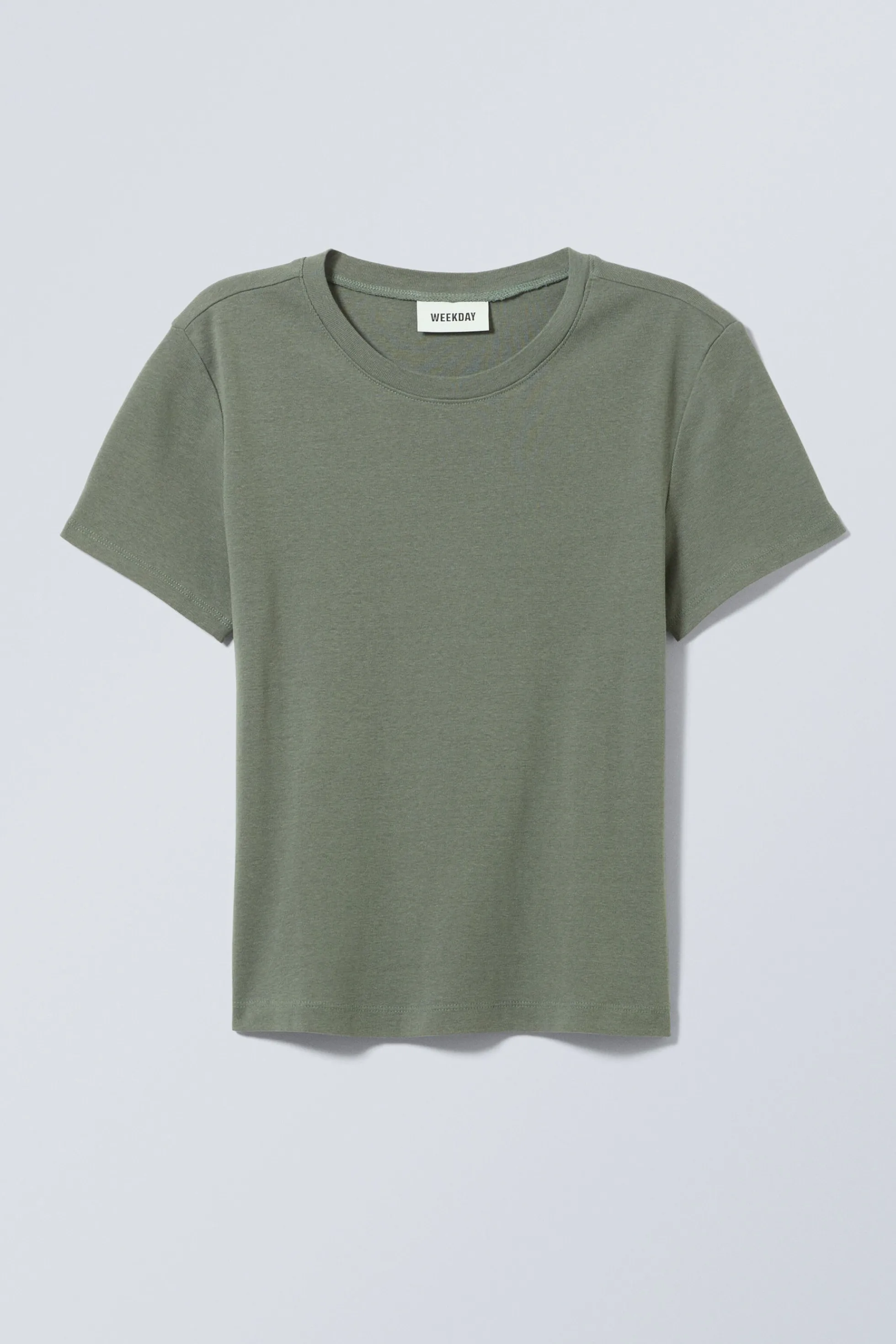 Weekday NAUWSLUITEND JAREN '90 T-SHIRT>DAMES Basics | T-Shirts