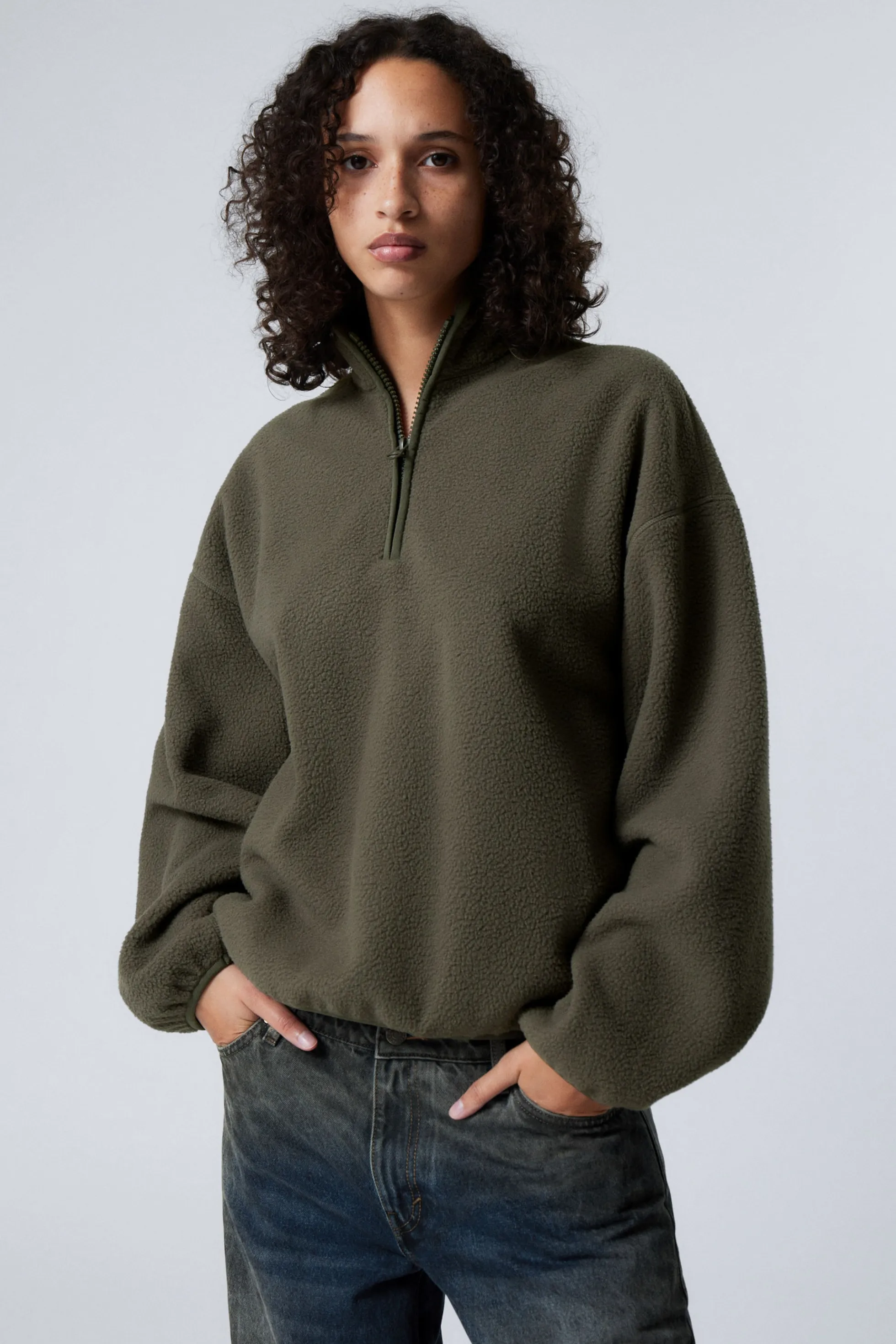 Weekday OVERSIZED SWEATSHIRT MET HALVE RITS>DAMES Sweatshirts