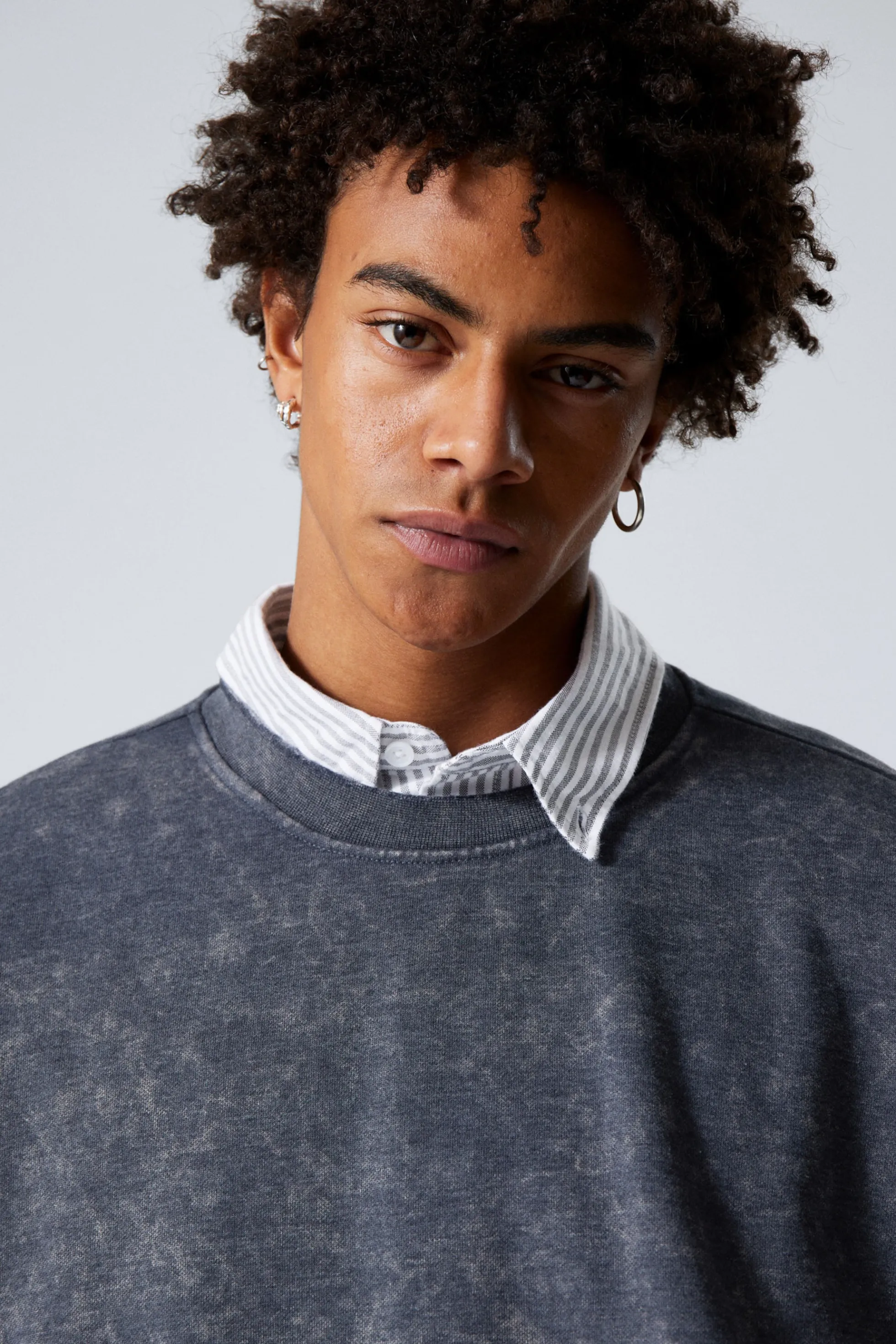 Weekday OVERSIZED SWEATSHIRT MET LANGE MOUWEN>Heren Sweatshirts