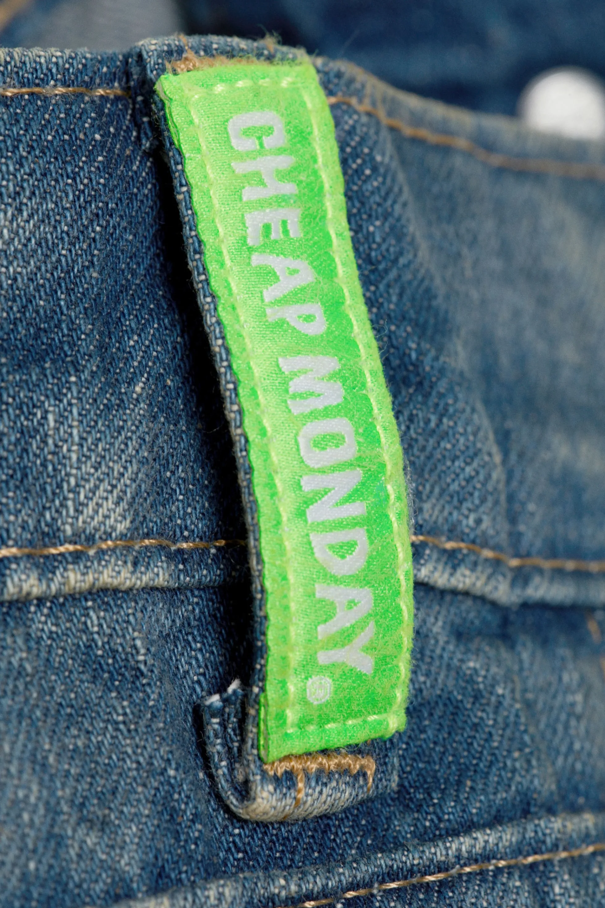 Weekday POSER JEANS MET NORMALE TAILLE EN WIJDE PIJPEN>DAMES Jeans