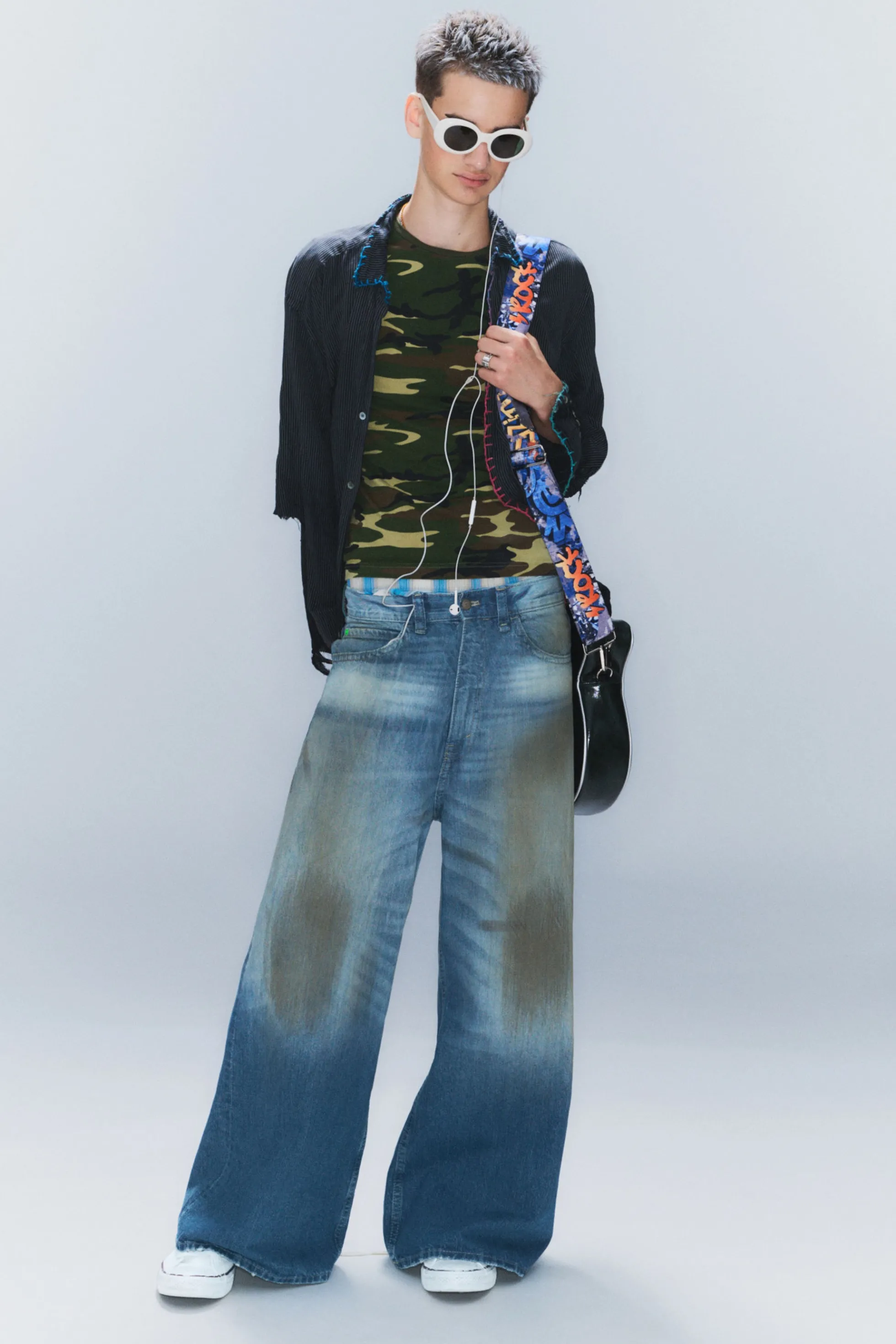 Weekday RAD SUPER JEANS MET NORMALE TAILLE EN WIJDE PIJPEN>Heren Jeans