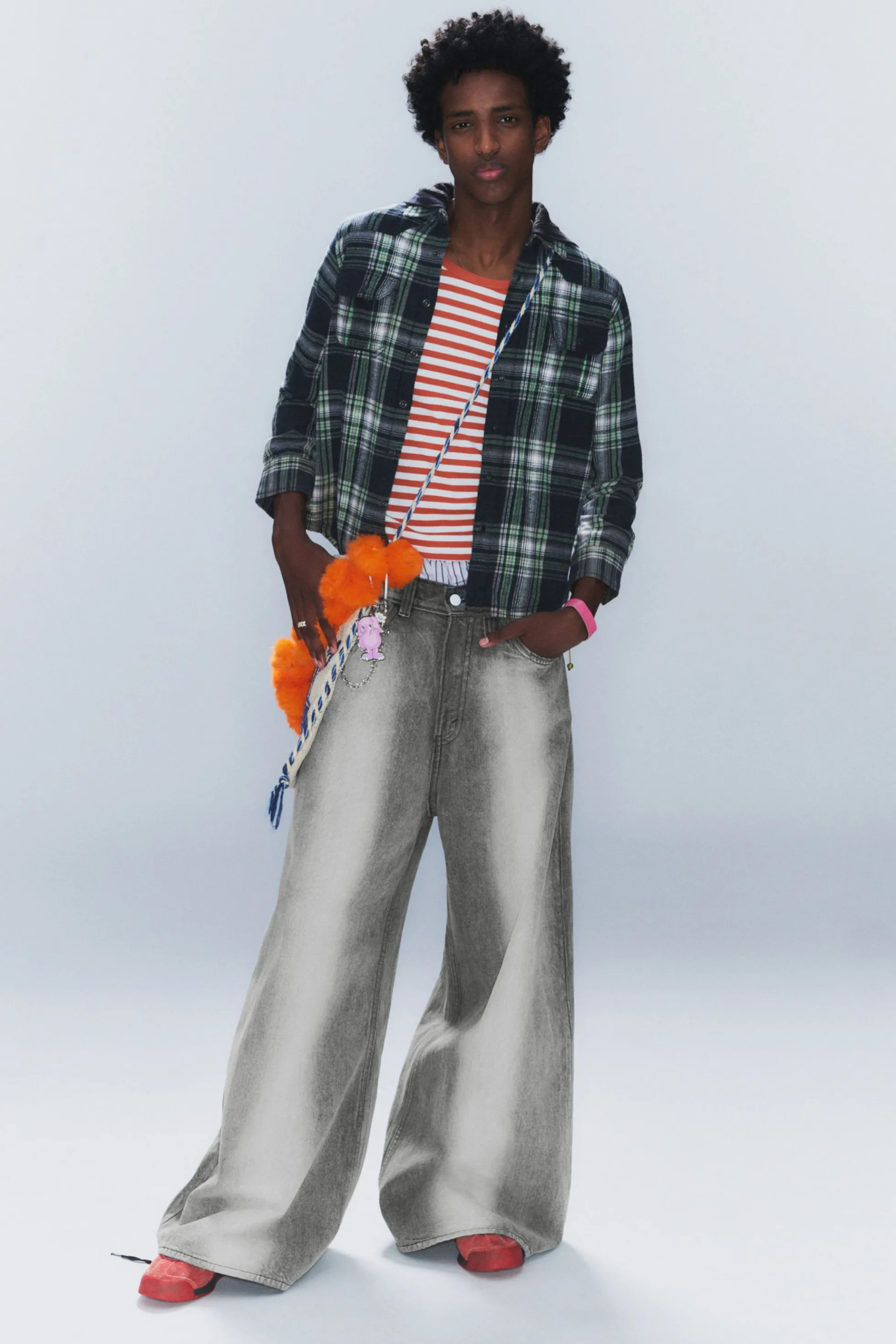 Weekday RAD SUPER JEANS MET NORMALE TAILLE EN WIJDE PIJPEN>Heren Jeans