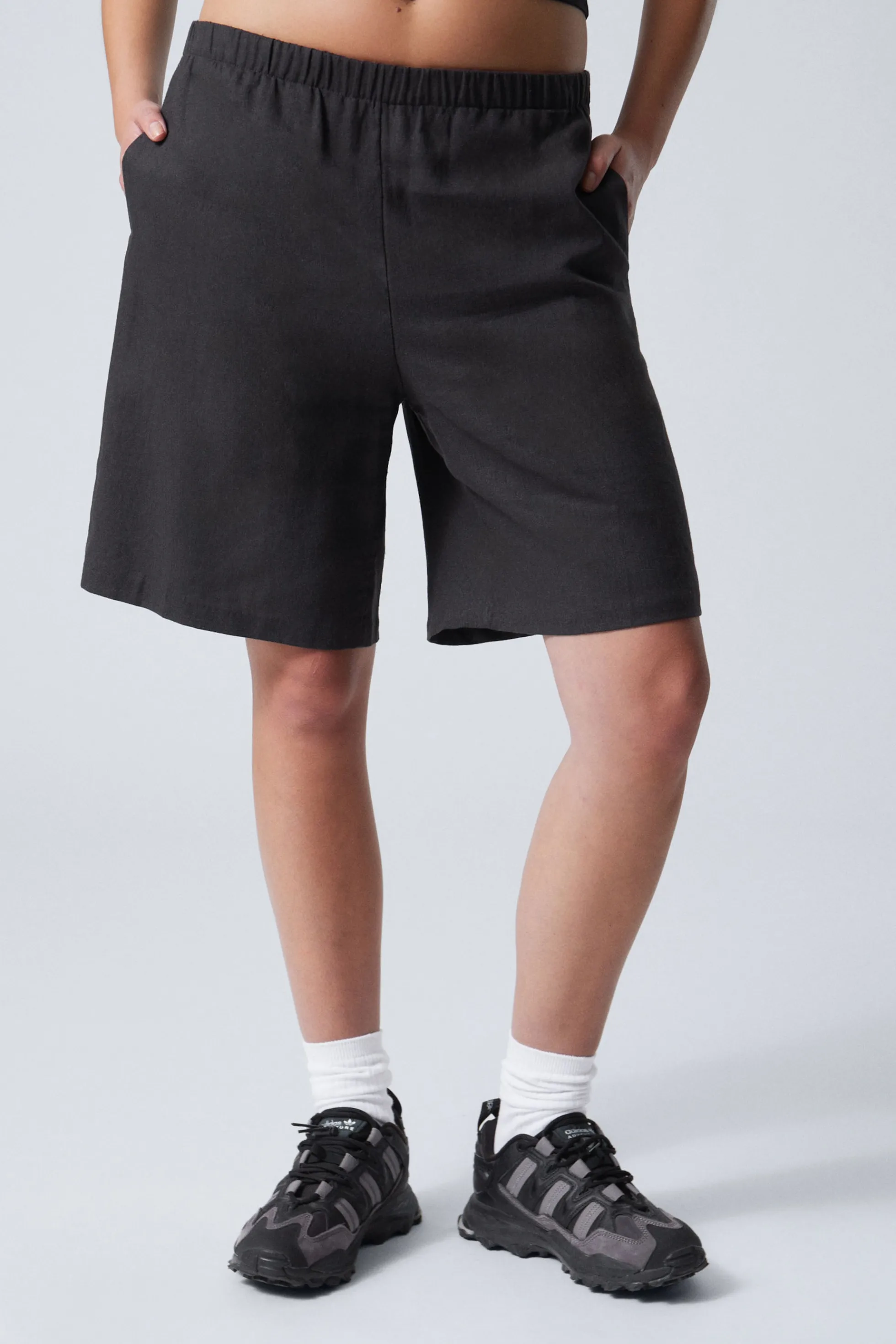 Weekday RELAXED FIT SHORT VAN LINNENMIX>DAMES Shorts