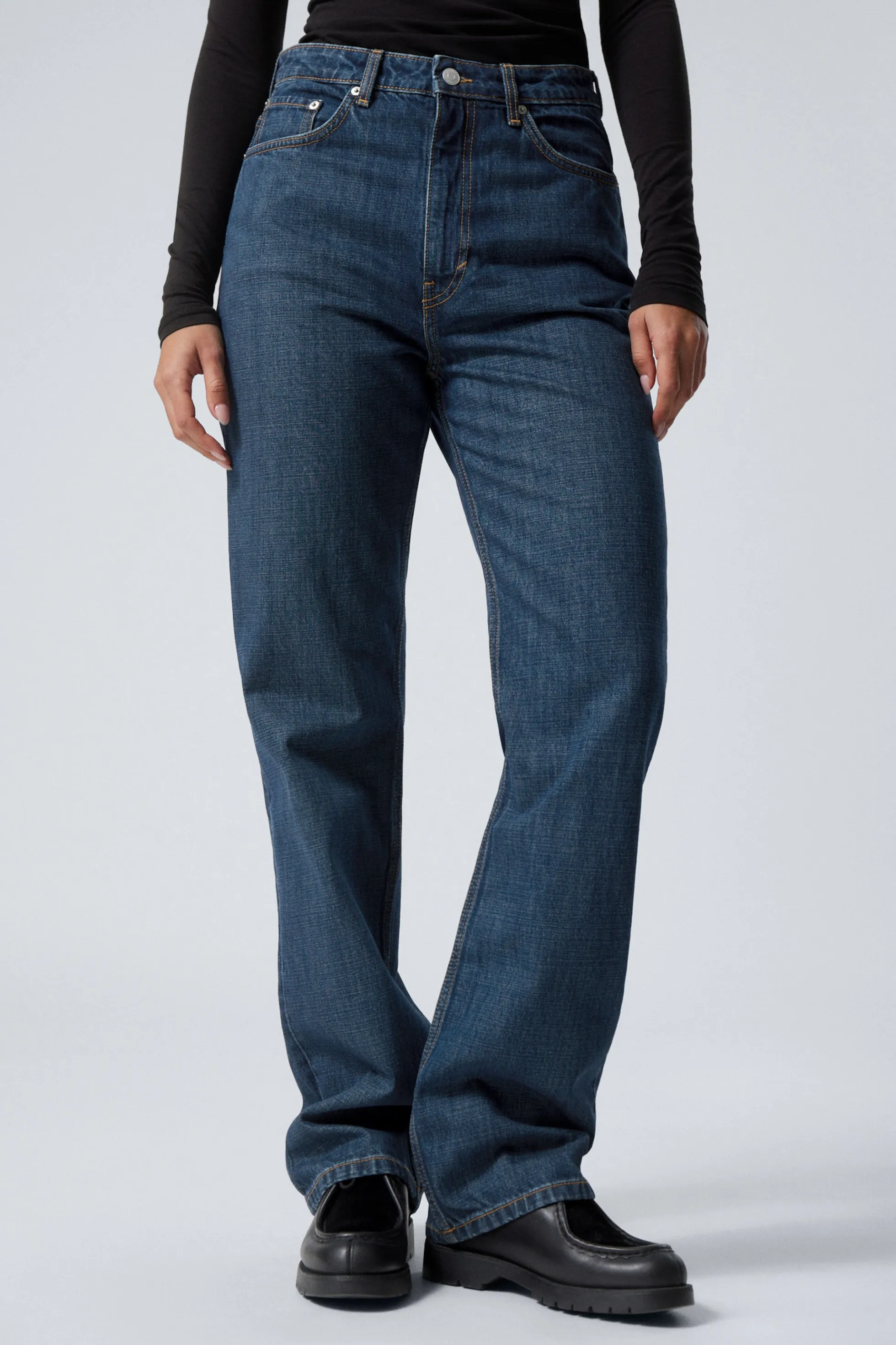 Weekday ROWE SUPER HIGH WAISTED REGULAR STRAIGHT LEG JEANS>DAMES Jeans