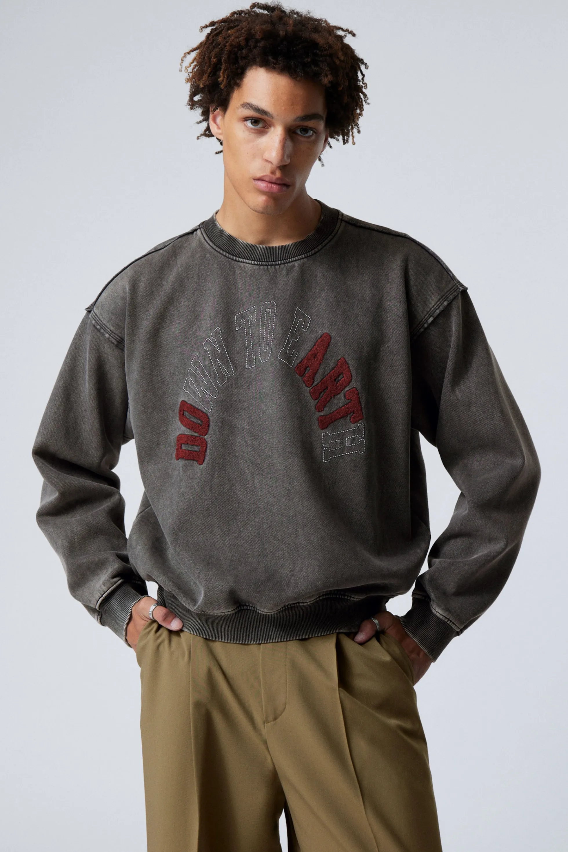 Weekday RUIMVALLEND SWEATSHIRT MET GRAFISCHE PRINT>Heren Grafische | Sweatshirts