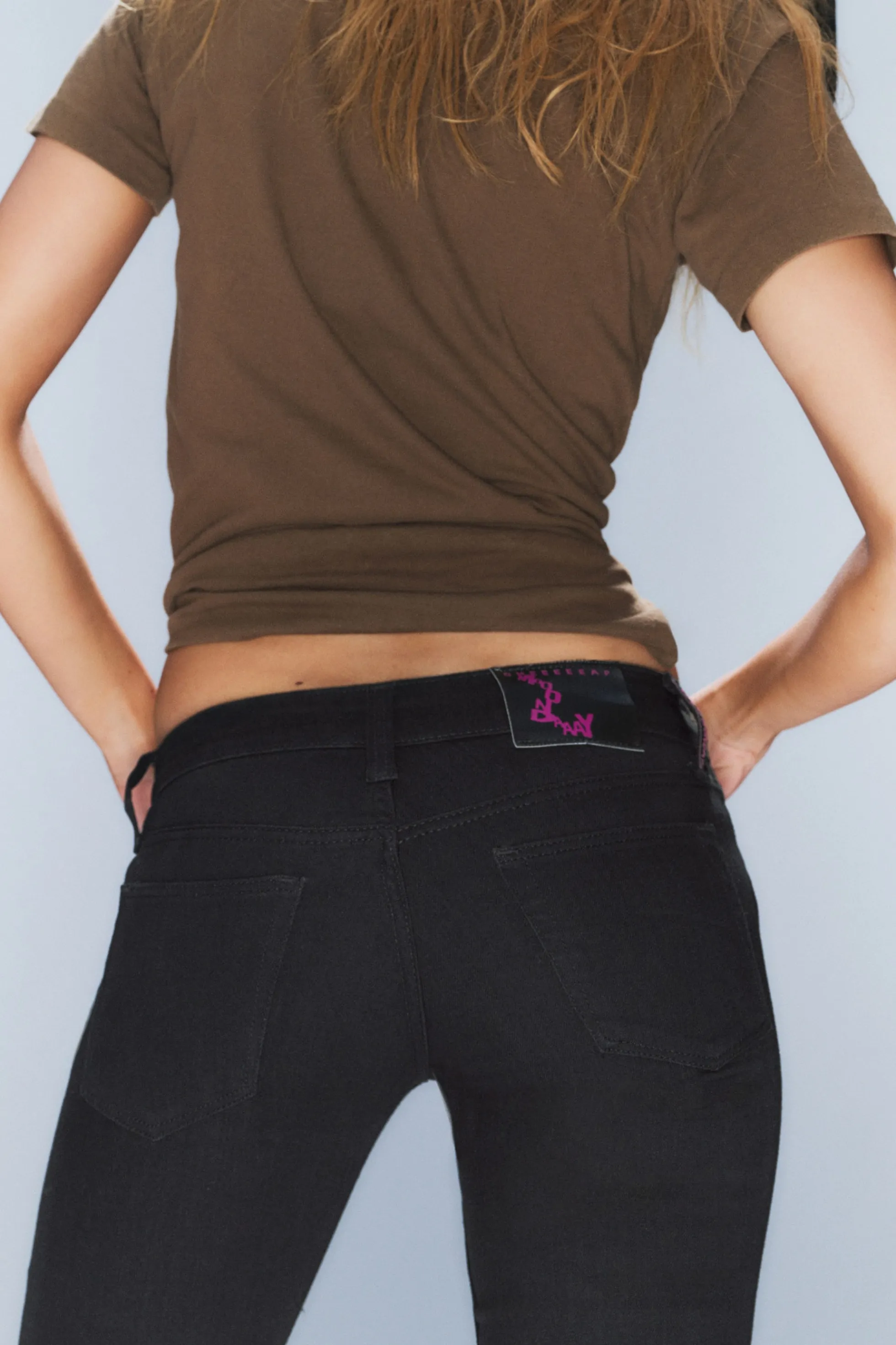 Weekday SKINNY BOOTY BEI BOOTCUT JEANS MET LAGE TAILLE>DAMES Jeans