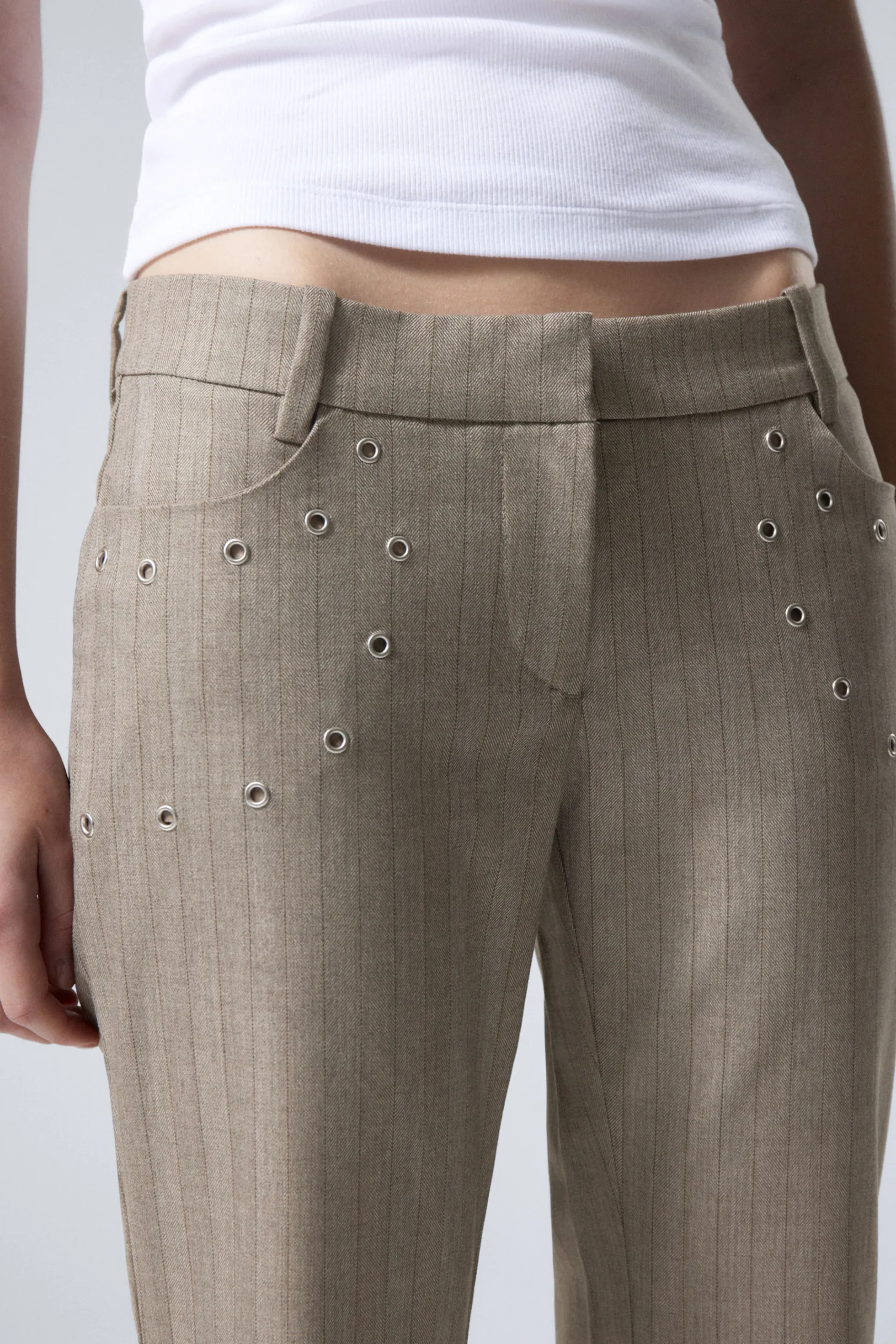 Weekday WIJD UITLOPENDE PANTALON MET OOGJES>DAMES Broeken