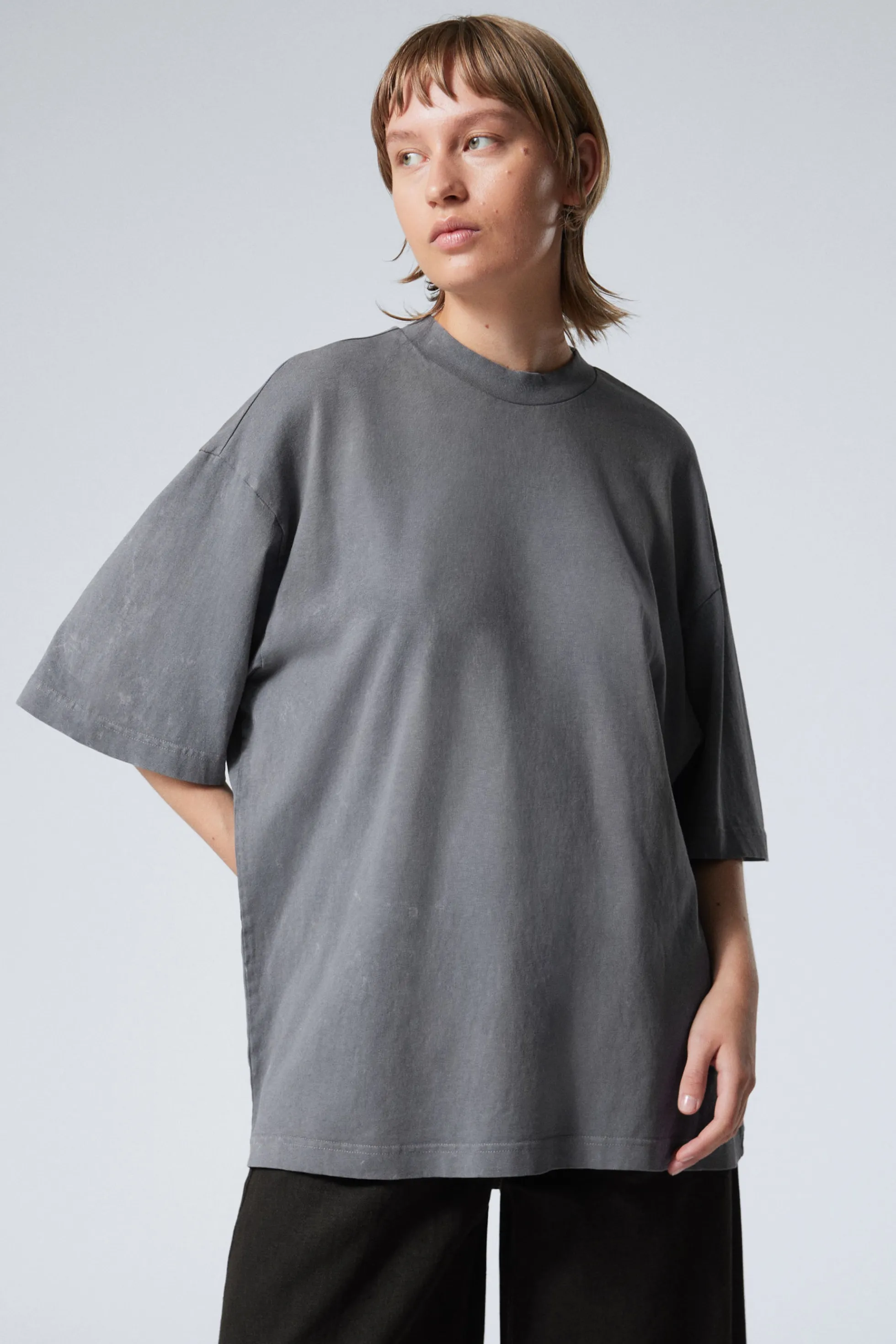 Weekday ZACHT OVERSIZED T-SHIRT>DAMES Basics | T-Shirts