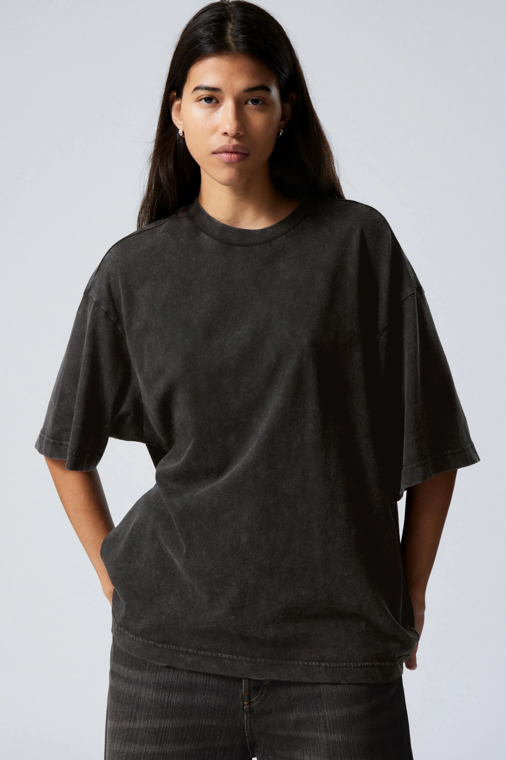 Weekday ZACHT OVERSIZED T-SHIRT>DAMES Basics | T-Shirts