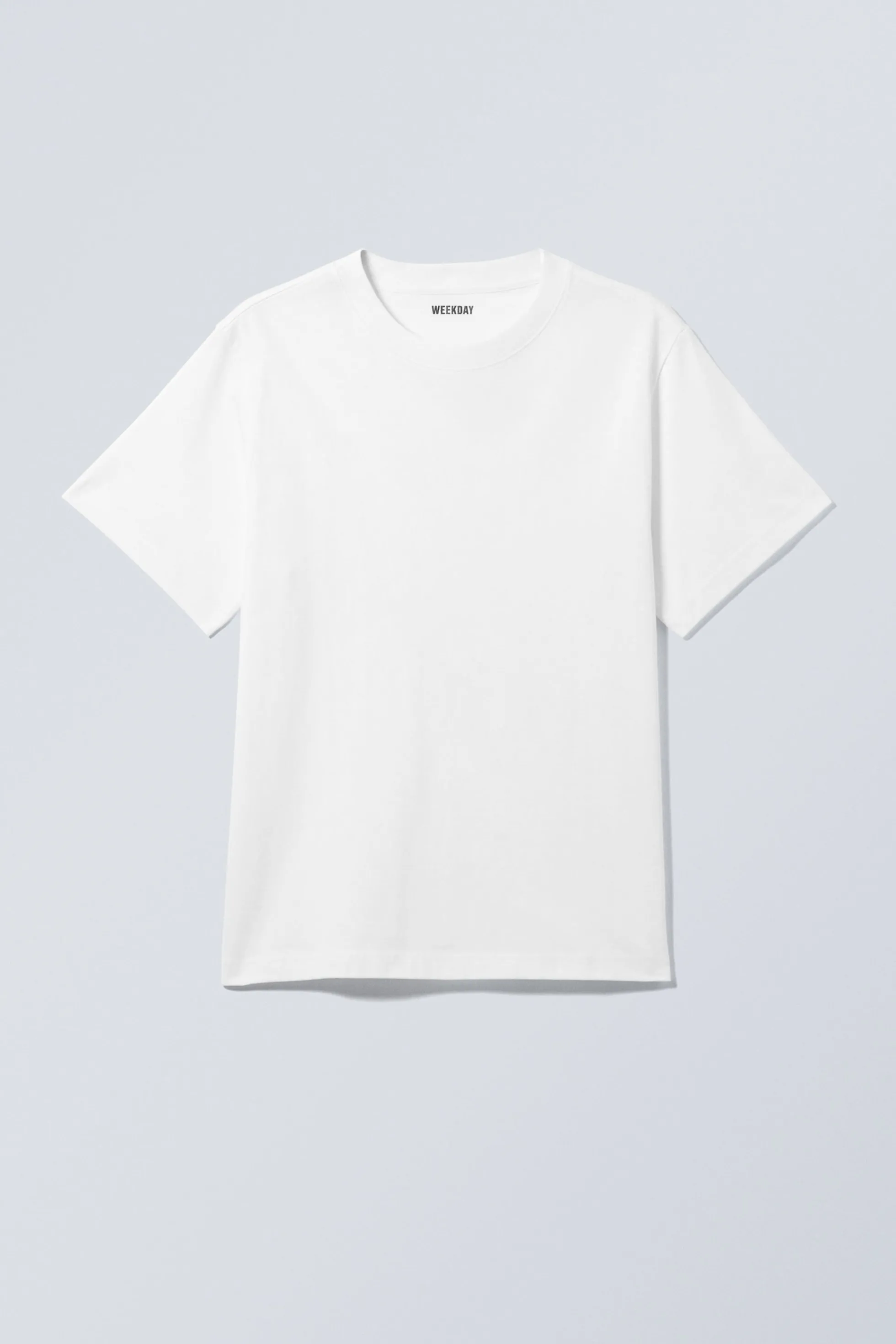 Weekday ZWAAR BOXY T-SHIRT MET RECHTE PASVORM>Heren Basics | T-Shirts & Tops