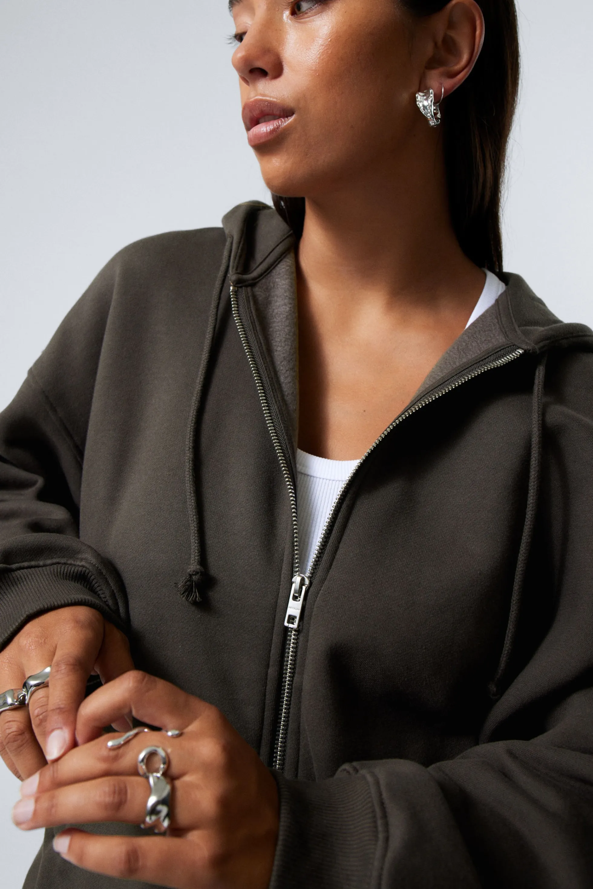 Weekday ZWARE HOODIE MET BOXY PASVORM EN RITS>DAMES Hoodies | Basics